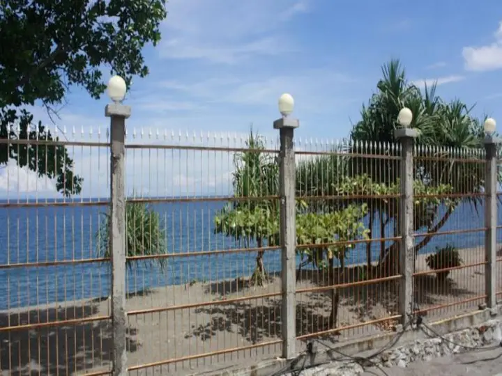 Матарам: Batulayar Hotel