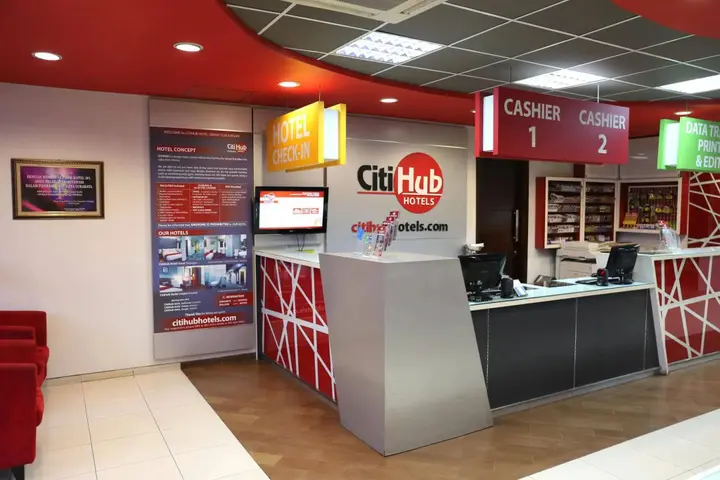 Сурабая: Citihub Hotel @ Tunjungan