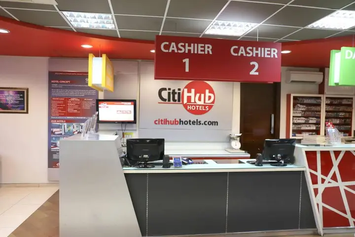 Сурабая: Citihub Hotel @ Tunjungan
