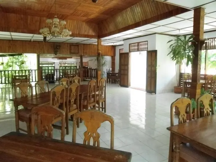 Бира: Anda Bungalow