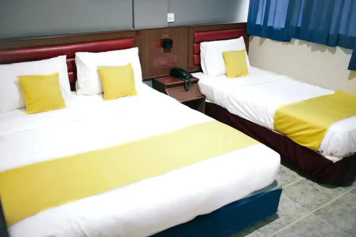 carousel image 4