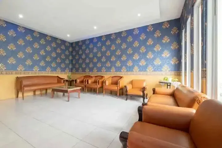 Батуретно: SPOT ON 2419 Rumah Nugraha Hotel Syariah