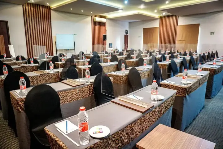 Семаранг: Andelir Convention Hotel
