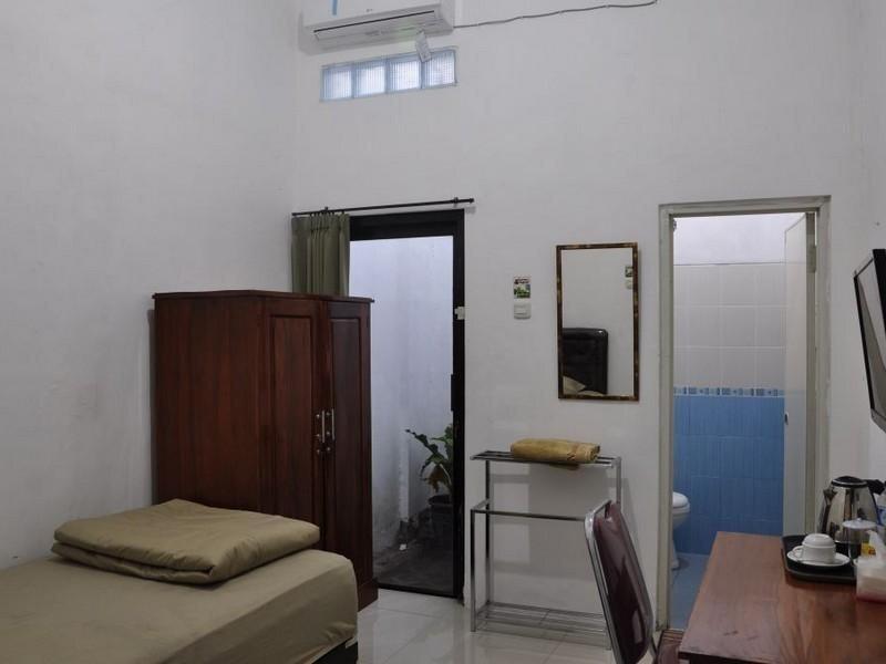 Сурабая: Nisahome Syariah Surabaya