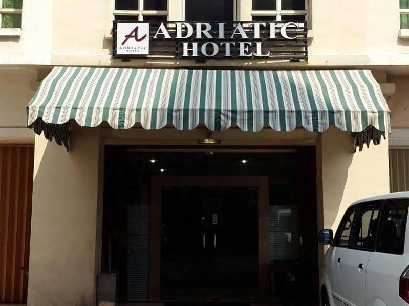Джакарта: Adriatic Hotel