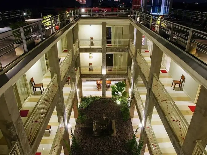 Суракарта: Marni Mulya Guest House