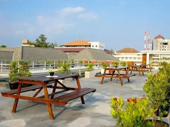 Суракарта: Marni Mulya Guest House