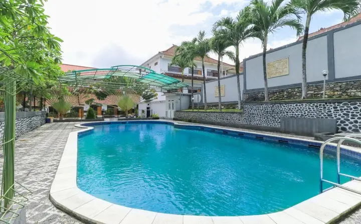 Табанан: Nida Rooms Bali Bandung Sempidi Begonia at Hotel Made Bali