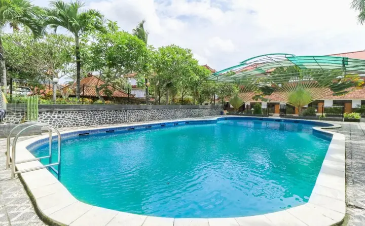 Табанан: Nida Rooms Bali Bandung Sempidi Begonia at Hotel Made Bali