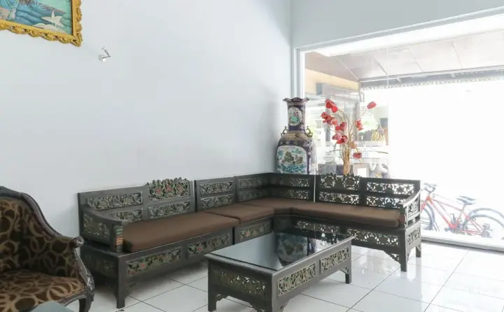 Табанан: Nida Rooms Bali Bandung Sempidi Begonia at Hotel Made Bali