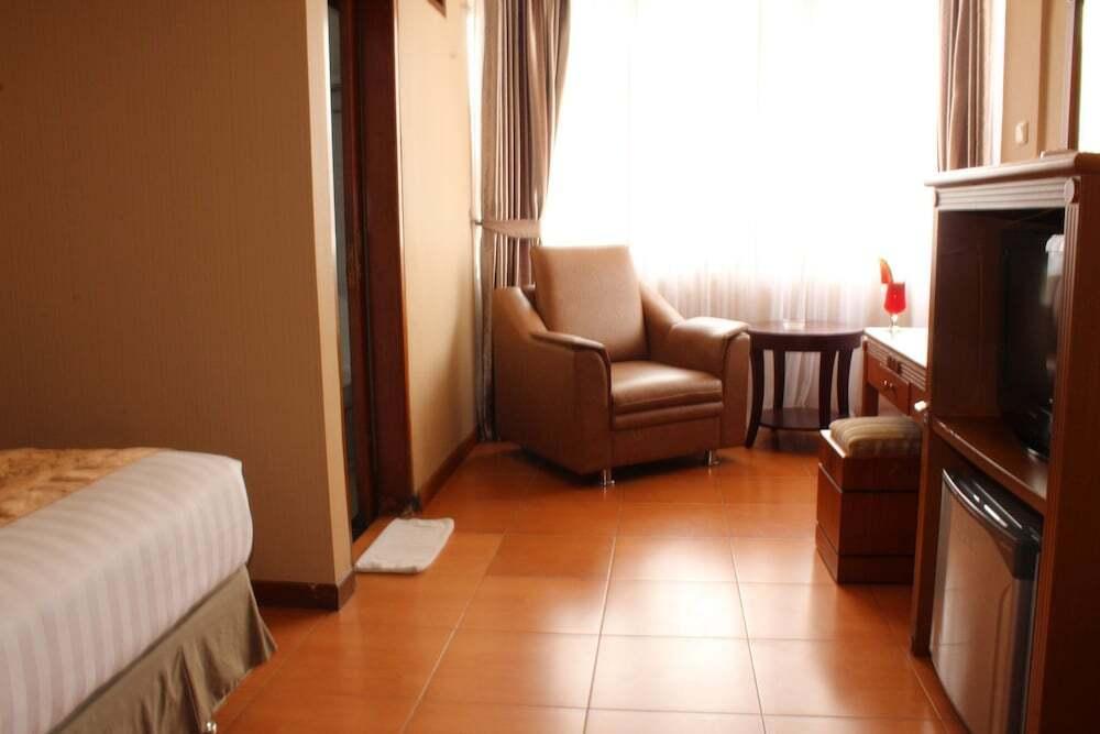 Караванг: Citra Inn Hotel