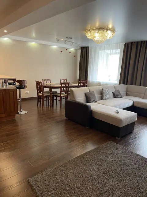 Псков: Апартаменты у Ленты