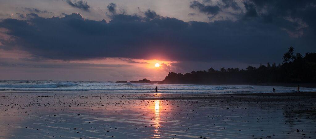 Селемадег: Pondok Pitaya Hotel, Surfing & Yoga