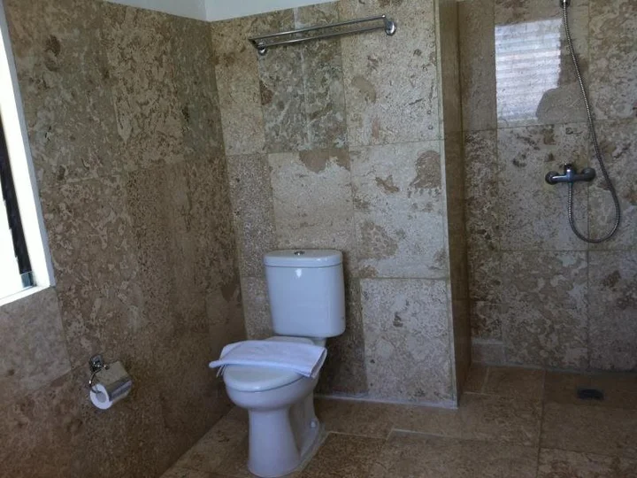 Беноа: Aris Villa