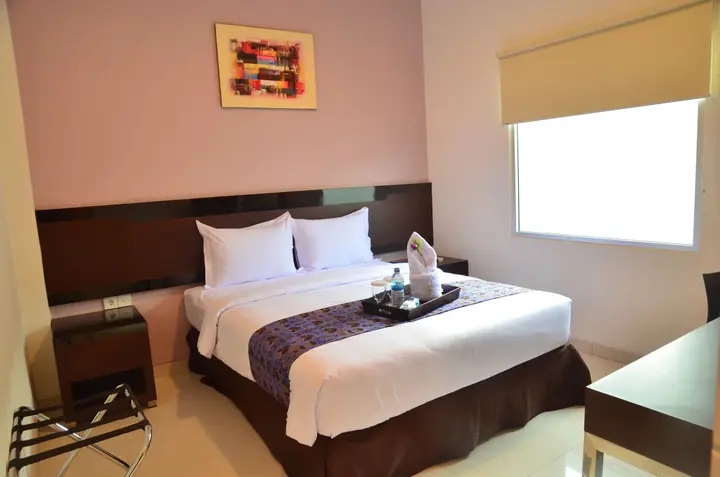 Соронг: Ayla City Hotel
