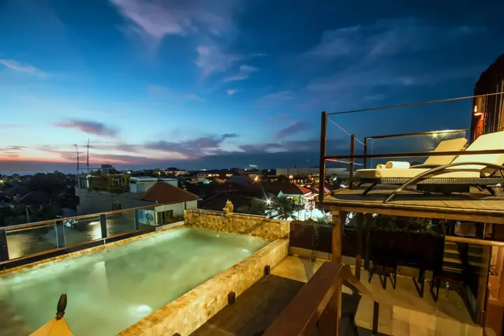 Кута: Sky Suites
