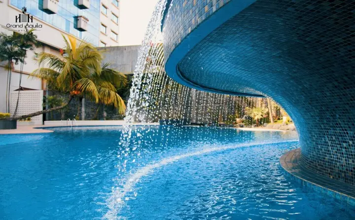 Бандунг: Grand Aquila Hotel