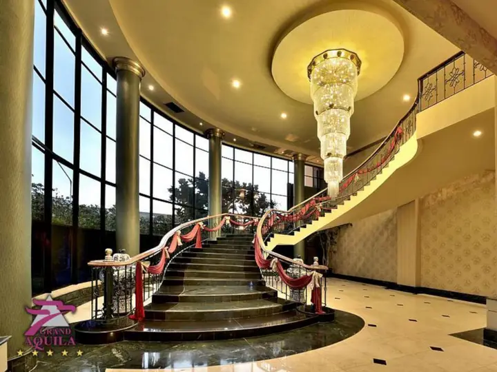 carousel image 5