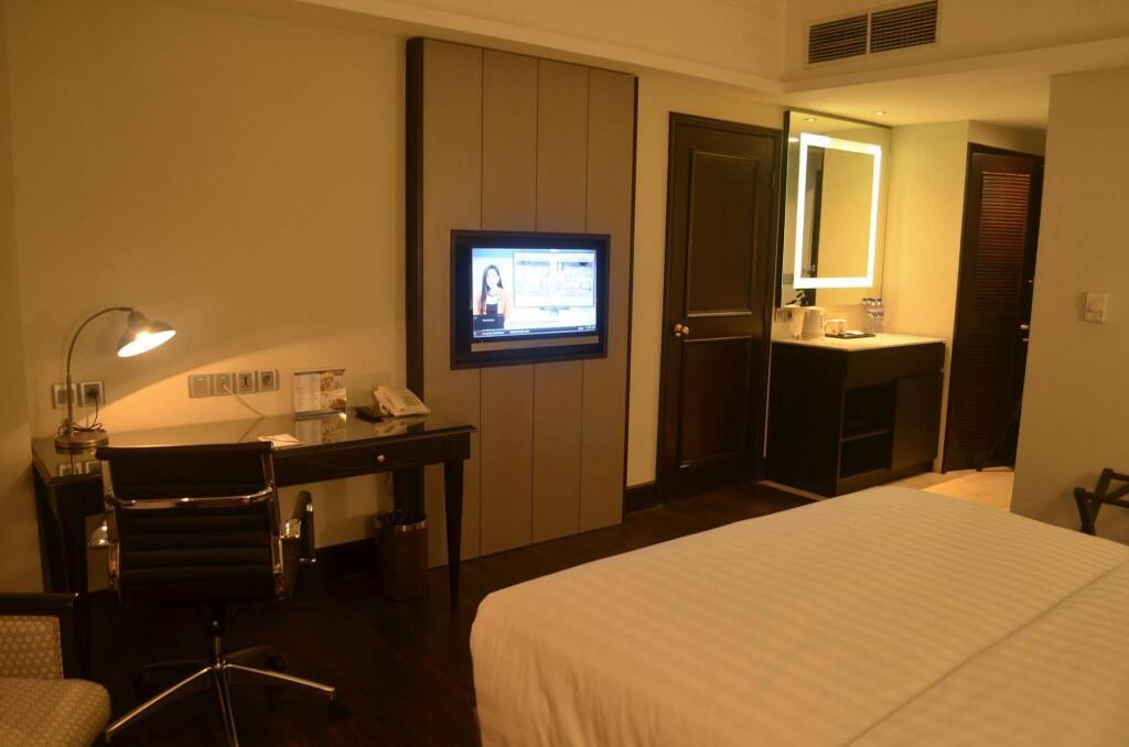 Джакарта: The Acacia Hotel Jakarta