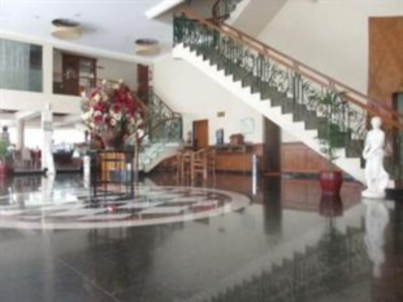 Сурабая: Hotel Royal Regal Surabaya