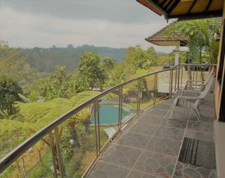Батурити: Shangrilah Villas