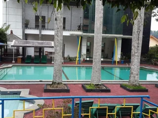Чипанас: Hotel Surya Indah Cipanas