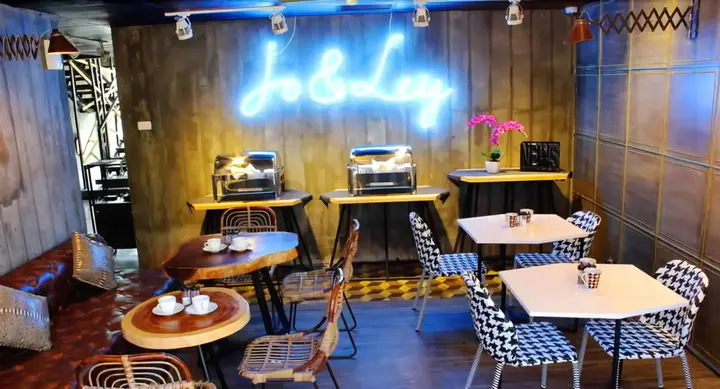 Джакарта: Couleur Hotel Jakarta