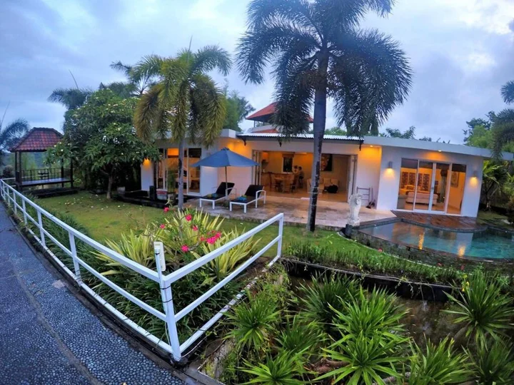 Пекату: The Eyes Bali Villa