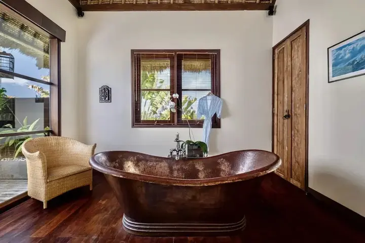 Переренан: Villa Waringin