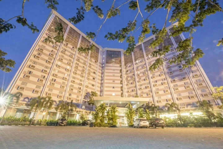 Сукохарджо: Lorin Syariah Hotel Solo