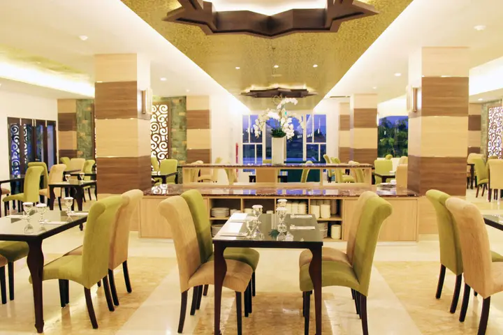 Сукохарджо: Lorin Syariah Hotel Solo