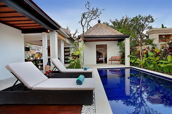 Керобокан: Villa Biru