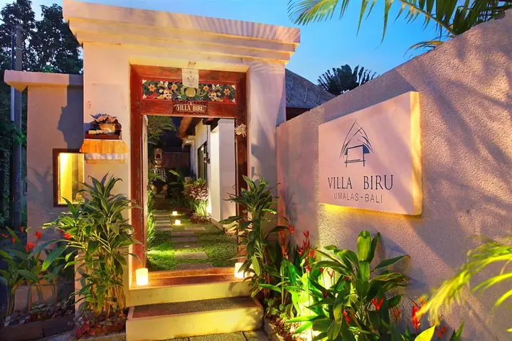 Villa Biru — фото 1
