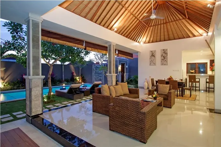 Керобокан: Villa Biru