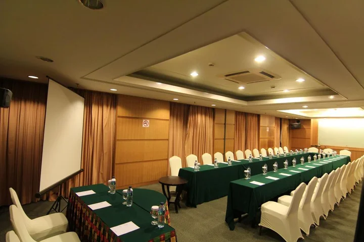 Пеканбару: Grand Suka Hotel