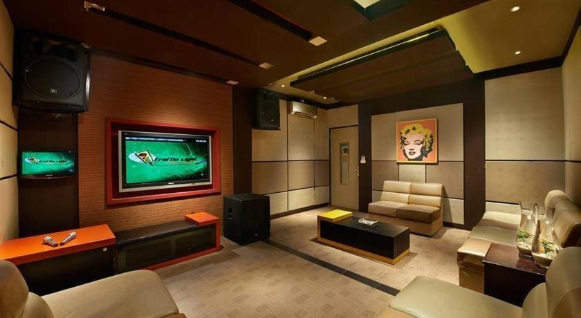 Блитар: Puri Perdana Hotel