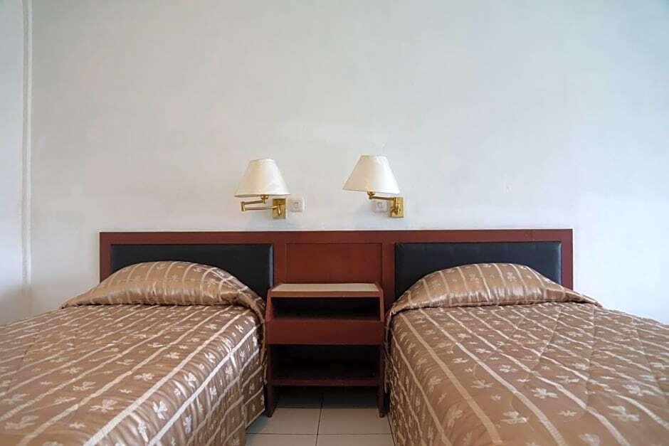 Озеро Тоба: Toledo Inn