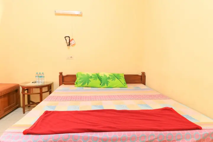 Сурабая: Penginapan Pondok Rizqi Syariah