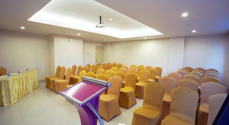 Баликпапан: d'primahotel Balikpapan
