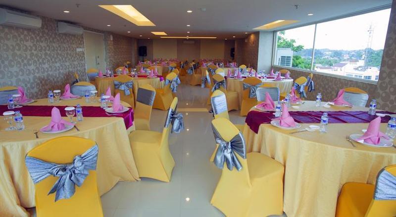 Баликпапан: d'primahotel Balikpapan