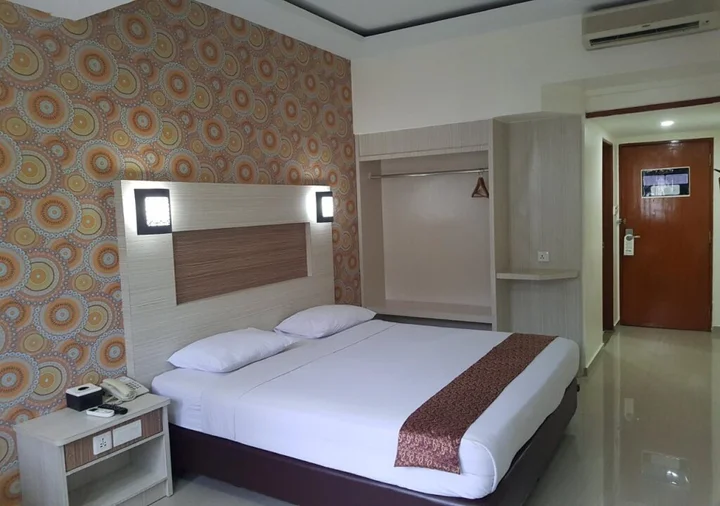 Батам: The K Hotel