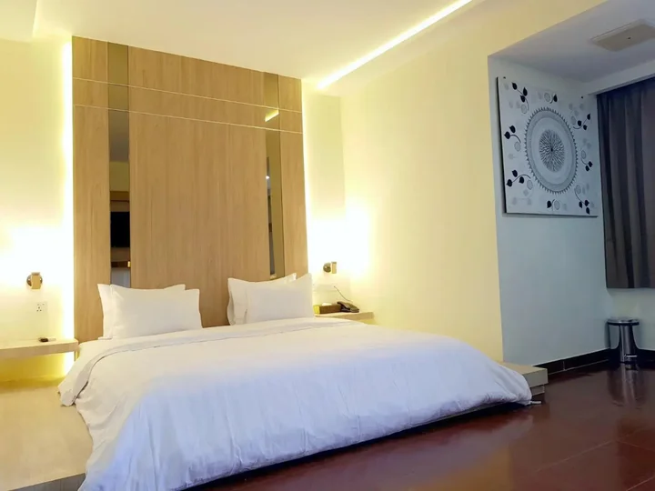 Батам: The K Hotel