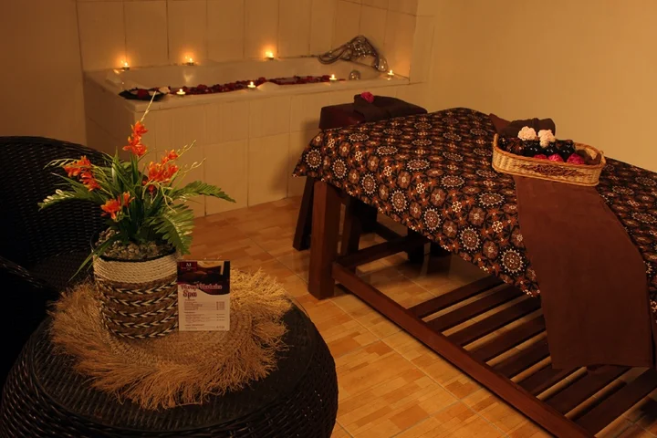Депок: Merapi Merbabu Yogyakarta Hotel