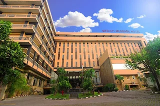 Депок: Merapi Merbabu Yogyakarta Hotel