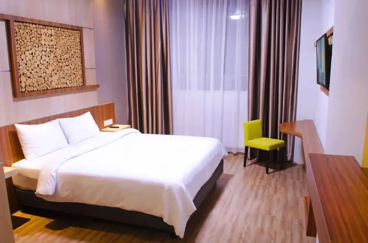 Пеканбару: Ayola First Point Hotel Pekanbaru