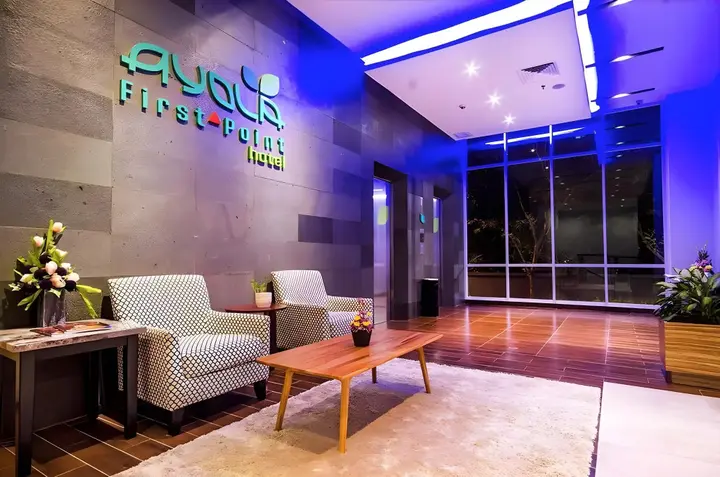 Пеканбару: Ayola First Point Hotel Pekanbaru