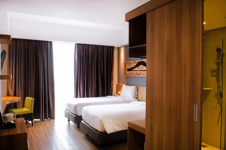 Пеканбару: Ayola First Point Hotel Pekanbaru