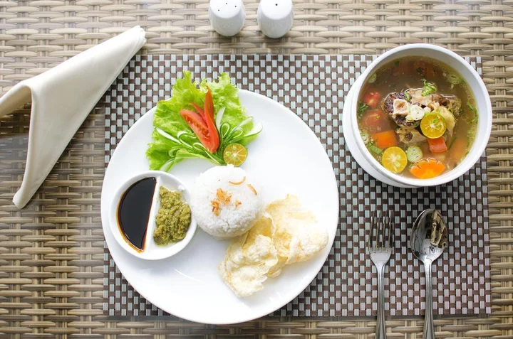 Пеканбару: Ayola First Point Hotel Pekanbaru