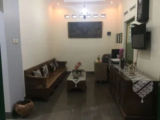 Батуретно: Pamularsih Homestay