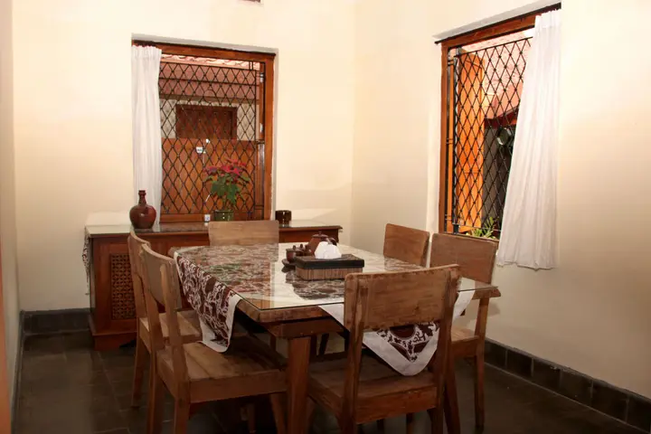 Батуретно: Pamularsih Homestay